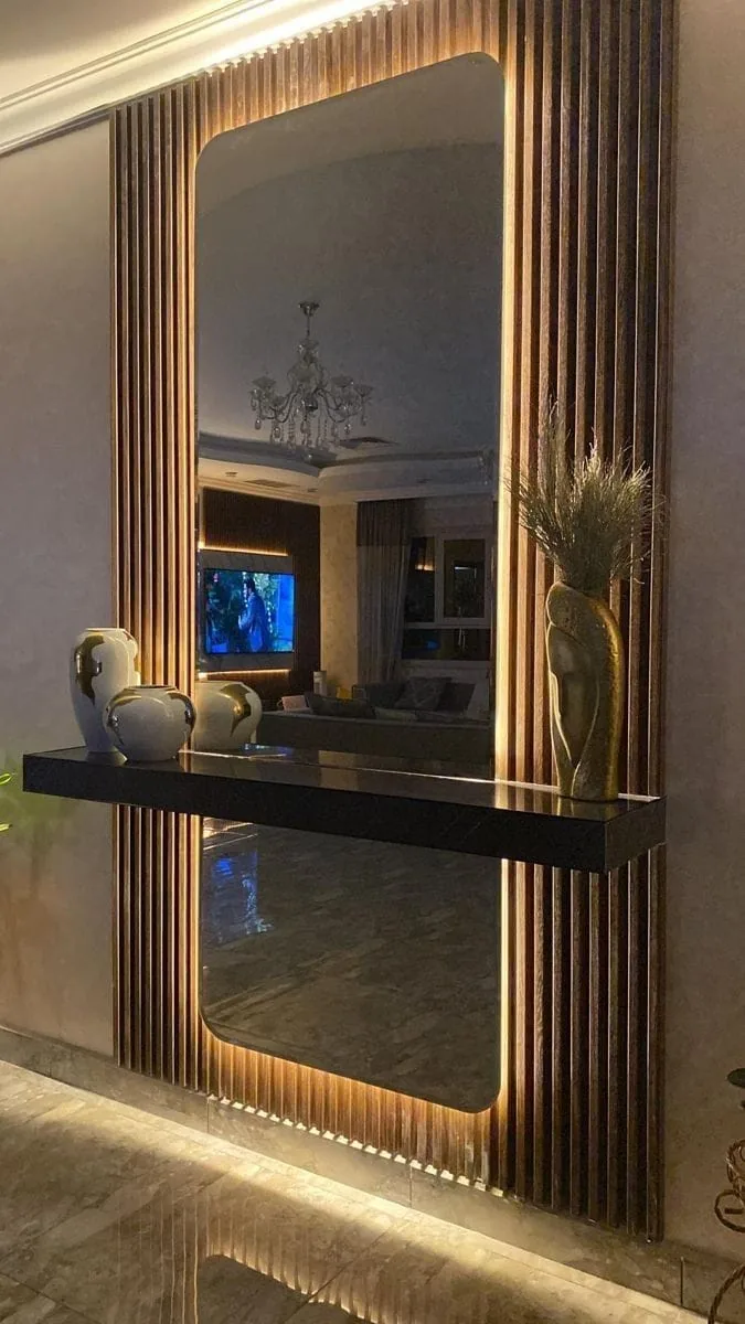 مرايا جدارية الرياض